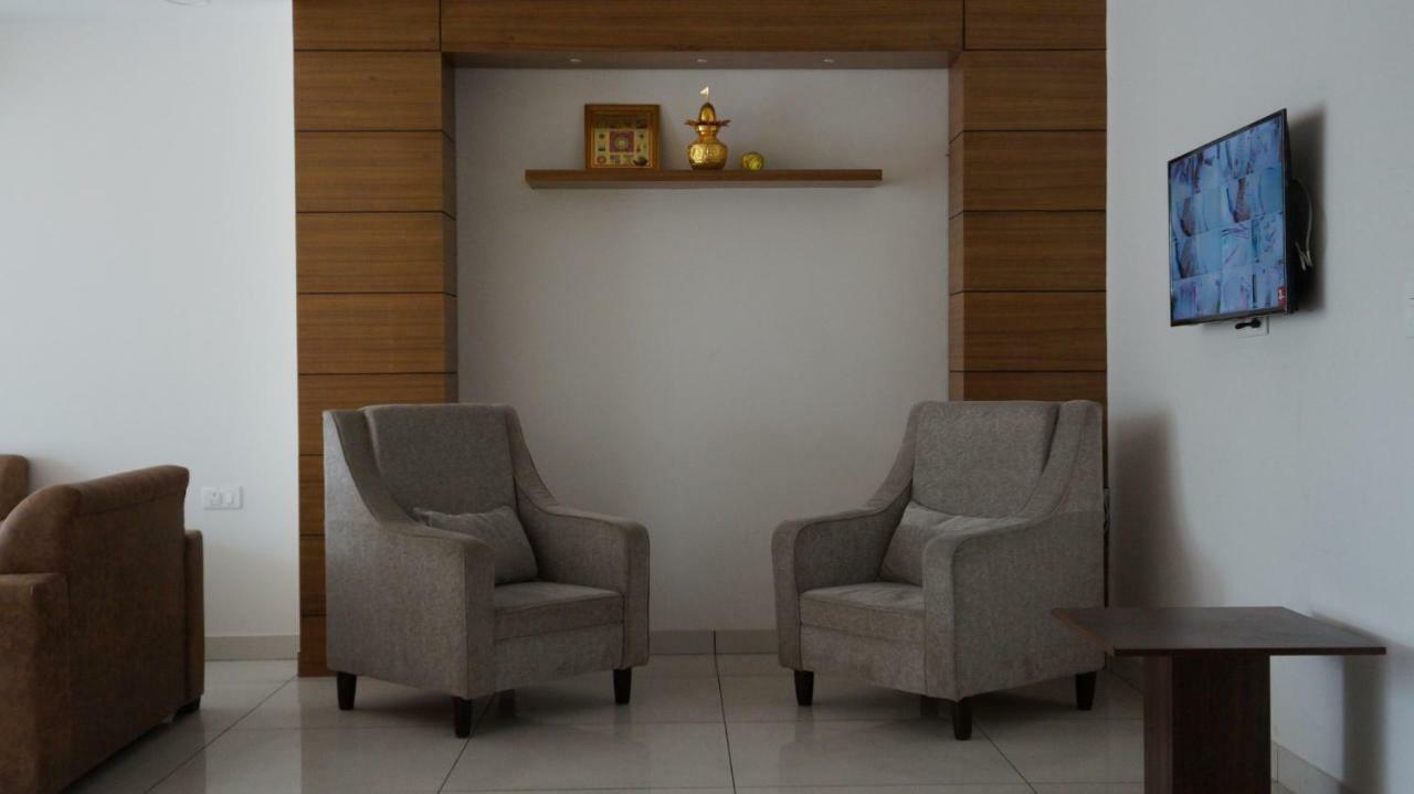 Hotel Aakash Residency Dehradun Exterior photo